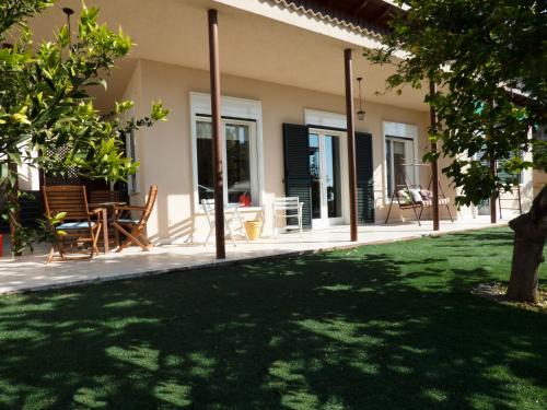 Ospedaletti House | Guest Favorite: Della Rose - Family-Friendly Retreat