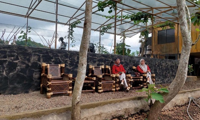 Sumedang Cabin | Discover Delta Island Camping Ground: Pet-Friendly Retreat
