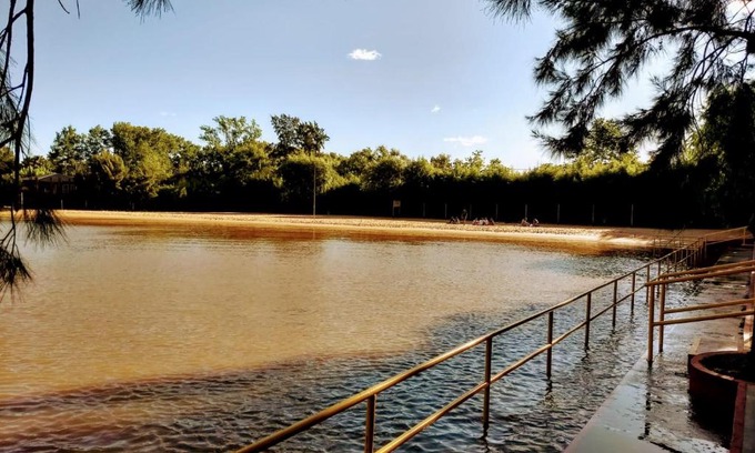 Partido de Tigre House | Delta Tigre: Family-Friendly Retreat with 9.6/10 Rating