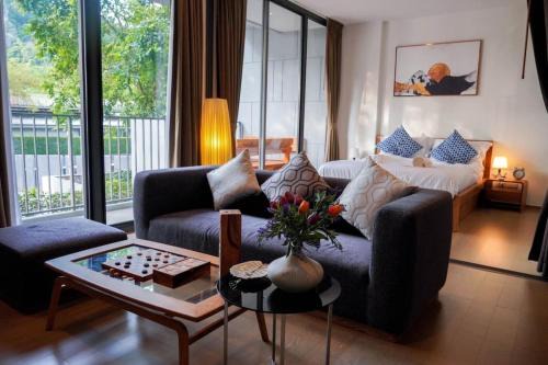 Phaya Yen Apartment | Discover Deluna 23degree: Family-Friendly Retreat in Khao Yai