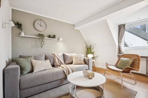 Holsterhausen Apartment | Deluxe! 15min Messe & Uniklinik, Arbeitsplatz, Boxspring