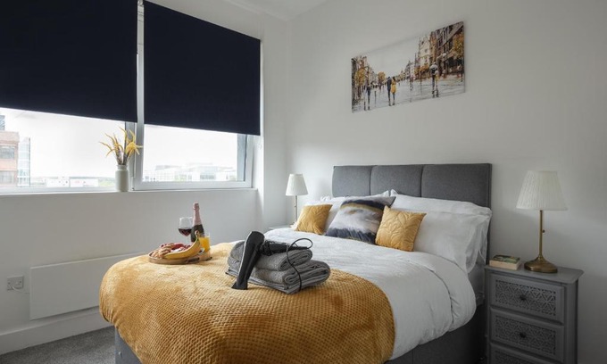 Central Milton Keynes Apartment | Stylish 2-Bed Milton Keynes Apartment Near City Center