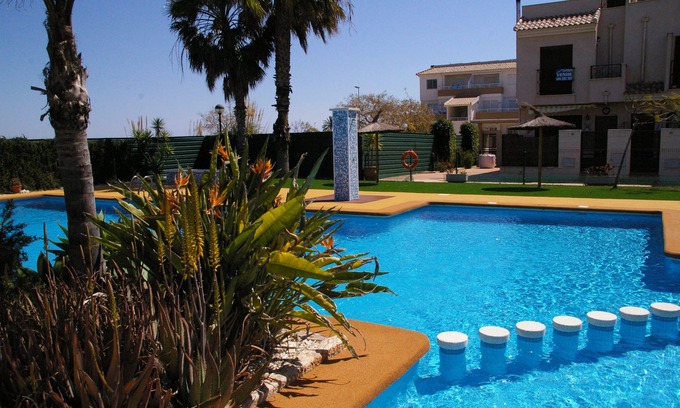 Torre-Pacheco Villa | Family-Friendly Villa with Pool, Wifi & Ocean View
