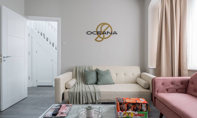 Queensbury House | Convenient 3-Bed Apartment with Parking Near Wembley