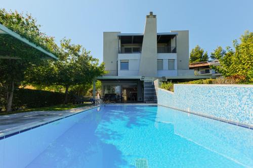 Paliouri Villa | Elegant 3BD Pool Villa Near Chrousso Beach, Paliouri