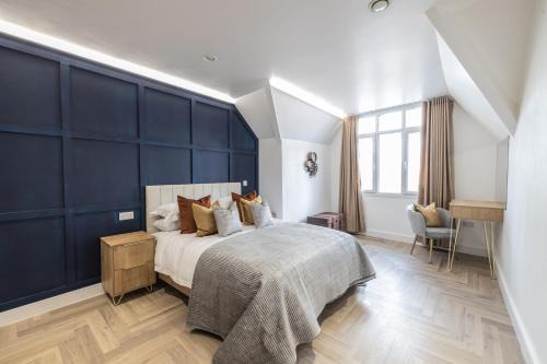 Leicester City Centre Apartment | Discover The Pocklington's Magistrates Suite - 4-Star Escape