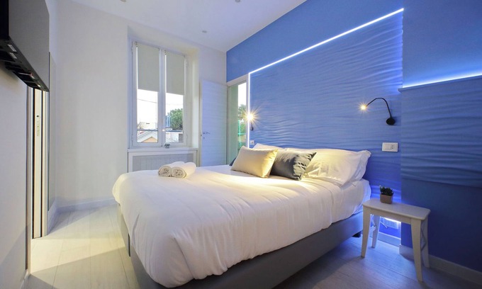 San Giovanni Apartment | Deluxe Cobalto Apartment - Domus Augustea San Giovanni Sunset Suites