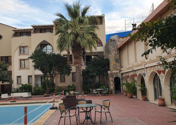 Kusadasi Apartment | Elegant Royal Penthouse with Pool & En Suite Comfort