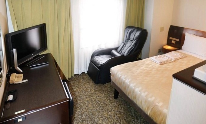 Matsuyama Hotel | Corner Room Retreat with Kitchen & Breakfast in Naha, Okinawa