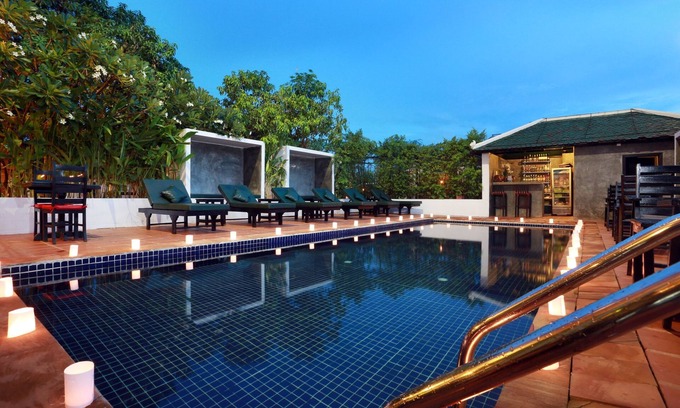 Siem Reap Hotel | Deluxe Double or Twin Room with Private Balcony & Pool