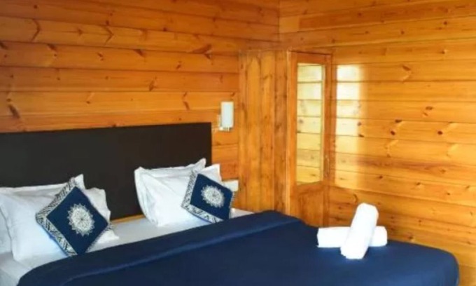 Agonda House | Sea View Double Room: Family-Friendly & Budget Savvy
