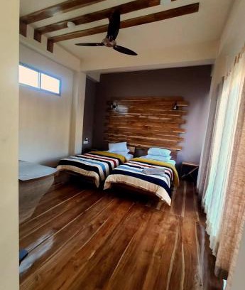 Aizawl House | Cozy Deluxe Room at Zobawm Homestay with Breakfast Included