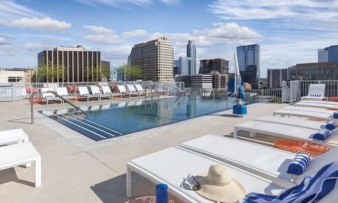 Civic District Condo | Deluxe Studio Condo Enjoy the City of Austin!