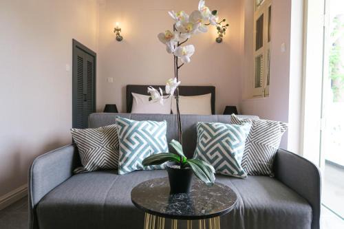 Singapore River Apartment | Inviting Deluxe Studio & Suite for Family Getaways