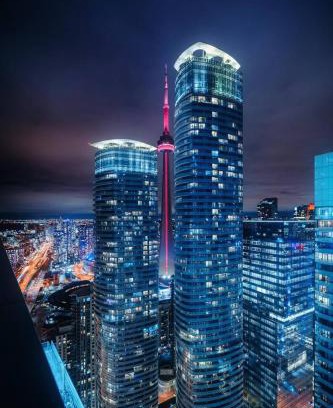 Toronto Entertainment District Apartment | Deluxe Suites at York
