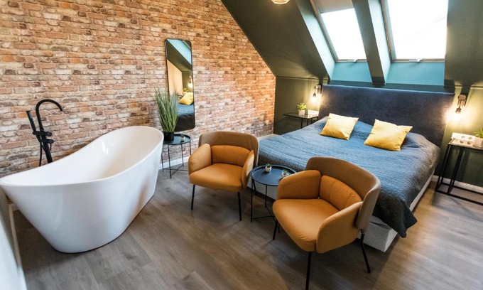 Papa Apartment | Relax at the Deluxe Thermal Resort with Top Amenities