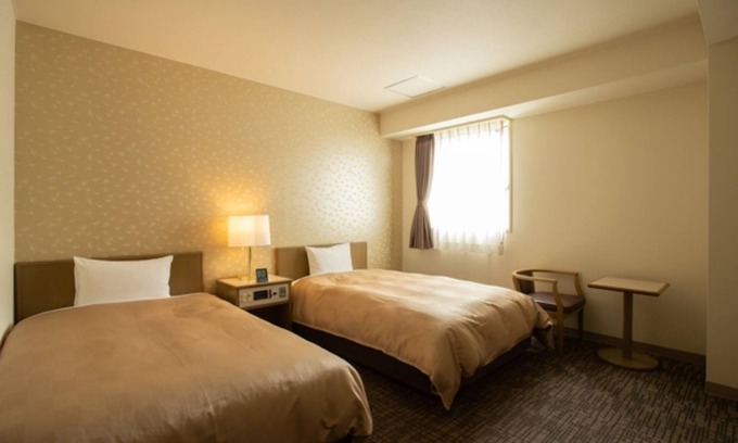 Mihara Hotel | Comfortable Twin Room at Mihara Hiroshima with Great Amenities