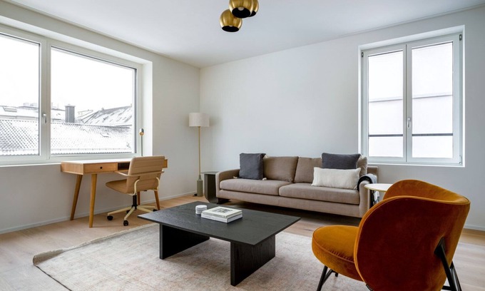 Sihlfeld Apartment | Contemporary Wiedikon Room with Kitchen Near the Market