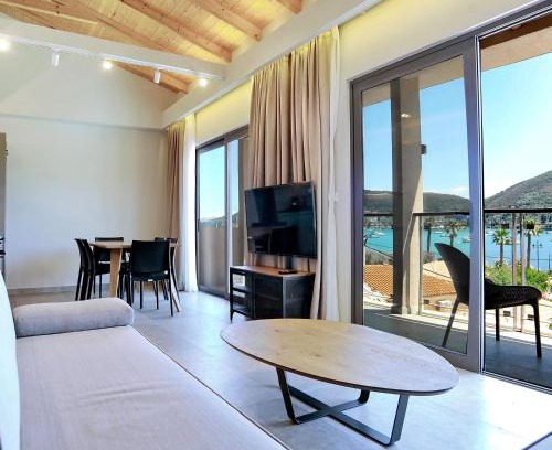 Vlicho Apartment | Elegant Demar Suites in Vlycho Lefkada with Pool Access
