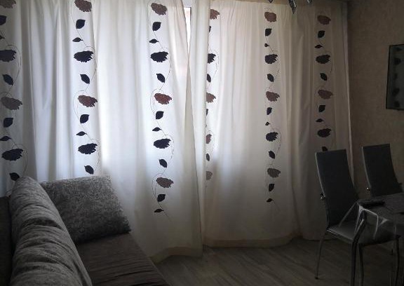 Adler City Centre Apartment | Top-Rated Stay at Demokraticheskaya 45 with Accessibility