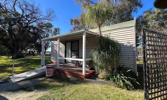 Deniliquin Other | Discover Deniliquin Pioneer Tourist Park: Family-Friendly Stay