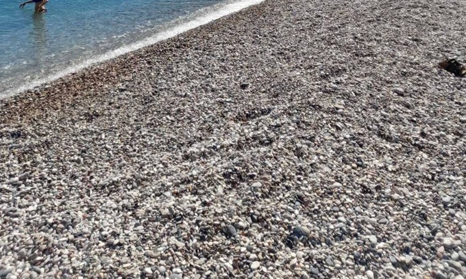 Demre House | Beachside 2+1 Apartment with Pool, Just Steps from the Shore