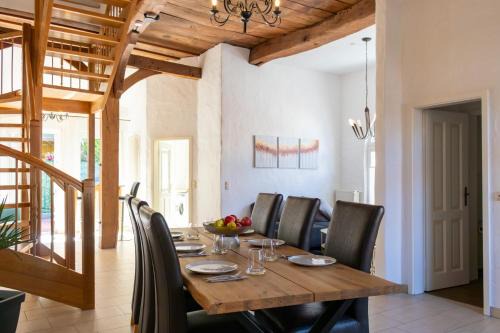 Ibbenbueren Apartment | Historic Half-Timbered House with Garage in City Center