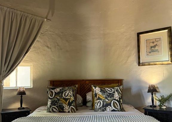 Blue Crane Route Apartment | Child-Friendly Dennegeur Guesthouse with Top Ratings