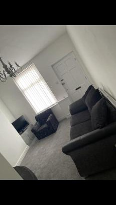 Offerton House | Pet-Friendly Getaway at Denton House for Family Fun