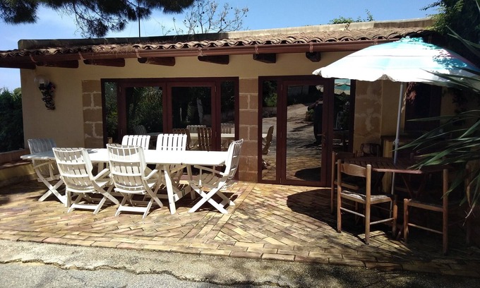 Marsala Cottage | Experience Depandance Venera: Oceanfront Retreat in Marsala
