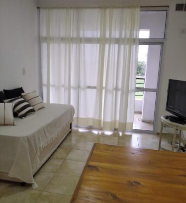 Concepcion del Uruguay Apartment | Family-Friendly Departamentos Defensa Sur with 9/10 Rating