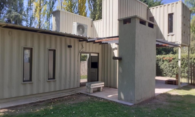 Maipu Apartment | Cozy Container Apartment: Pet & Child-Friendly Retreat