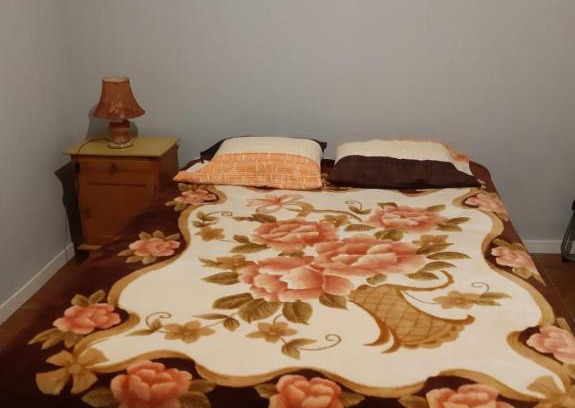 Obera House | Central Stay with Parking: Perfect for Families & Pets
