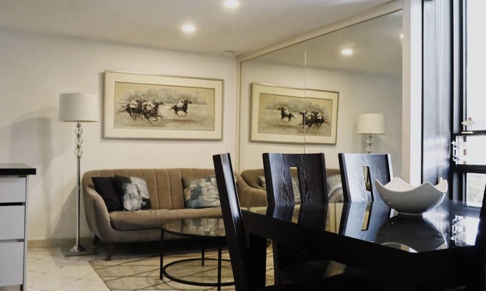 Zona Rosa Apartment | Family-Friendly Departamento Chapultepec for Memorable Stays