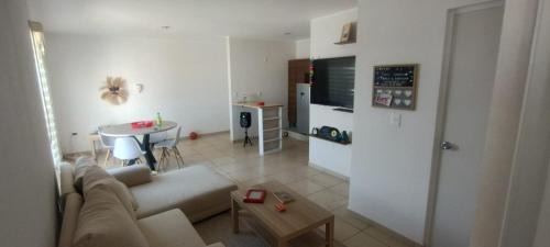 Yecapixtla Apartment | Welcoming Departamento con Alberca: Pet-Friendly Oasis