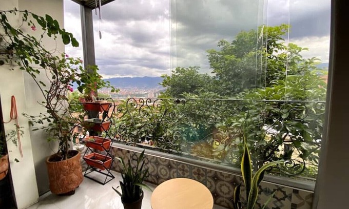 Villa Nueva Apartment | Private Jacuzzi Retreat Steps from Metro Plus