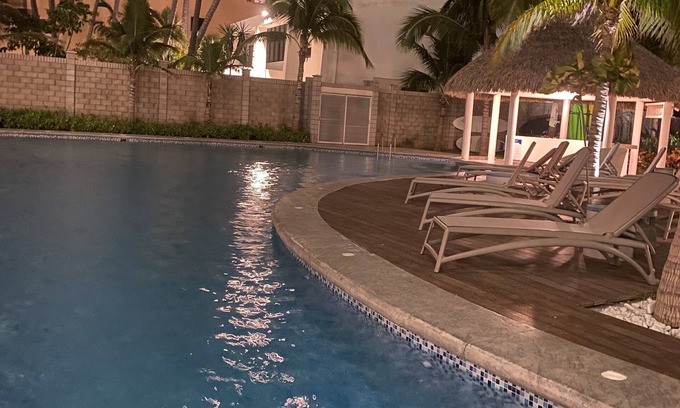 Las Gaviotas Condo | Beachfront Luxury with Pool and Spa in Zona Dorada