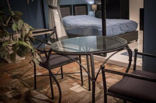 Leon Centro Apartment | Cozy 1st Floor Apartment with Terrace in Zona Centro