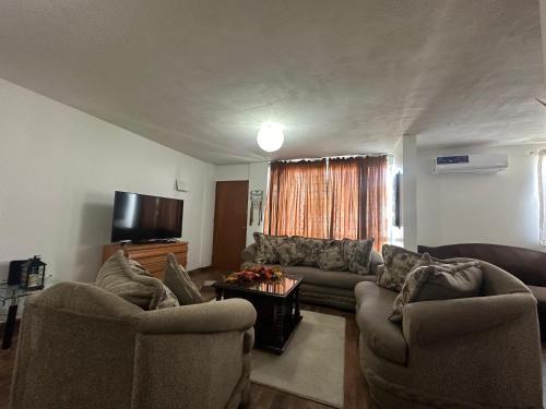 La Joya Apartment | Ideal Getaway for 4 in Central Location with Great Amenities