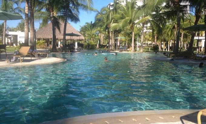 Playa Diamante Apartment | Oceanfront Retreat at La Isla Acapulco Torre H, 4-Star Stay
