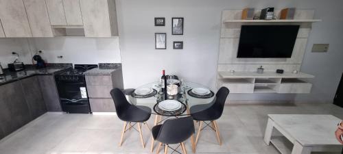 Godoy Cruz Apartment | Guest Rated 10/10: Family-Friendly Stay at Le Chat Noir