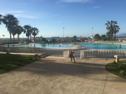 La Serena Apartment | Relax at Departamento Jardín del Mar with Spa & Ocean Views