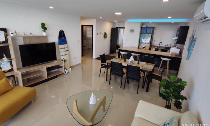 Tonsupa Apartment | Beachfront Escape at Departamento Playero Fontaine Bleau