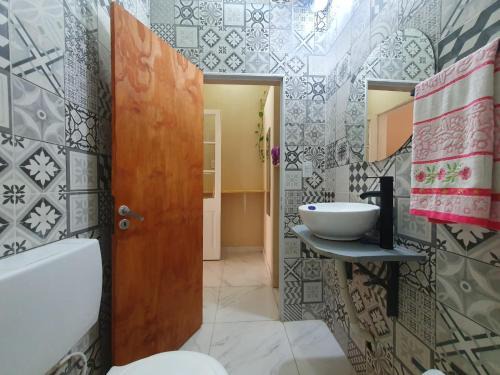 Paso de los Libres Apartment | Budget-Friendly Departamento San Martín: Pet & Child Friendly