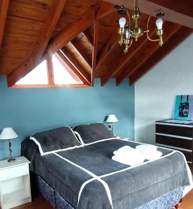 Province of Tierra del Fuego Apartment | Cozy Departamento Ushuaia with Breakfast and Kitchen Access