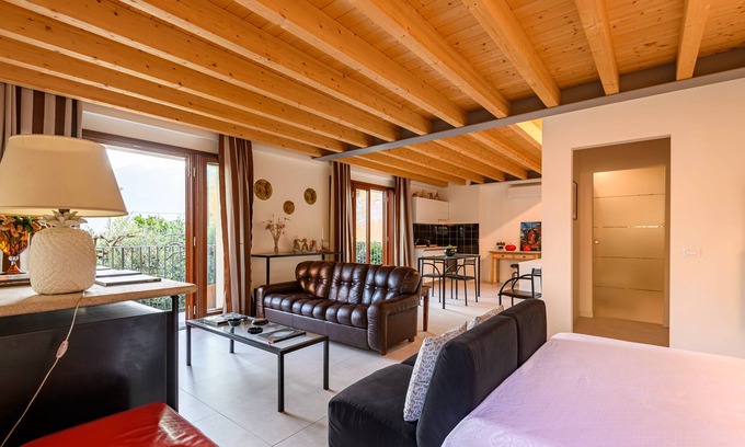 Marone Apartment | Guest Rated 10/10: Dependable Stay in Riva al Lago