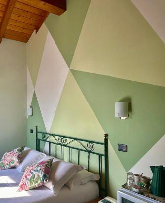 Pallanza House | Pet-Friendly Comfort at Dependance Pesce d'Oro Hotel