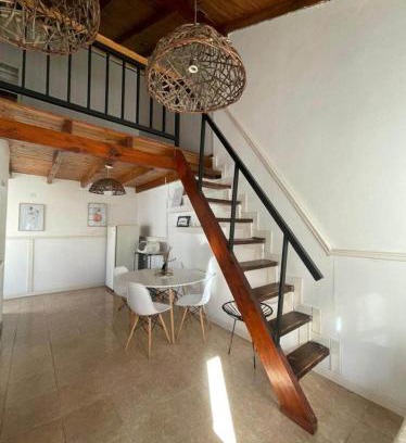 Esquina Apartment | Explore Our Central Location with Family and Pets Welcome!