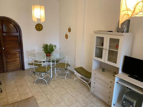Villa Carlos Paz Apartment | Family-Friendly Depto GABIOLA: Top Location & Breakfast!