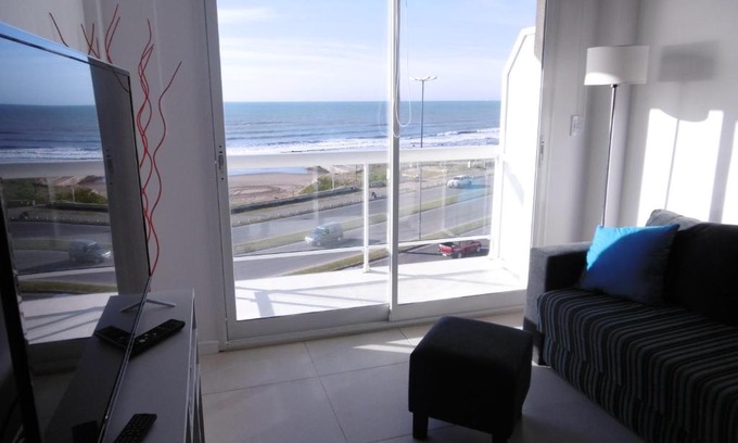 Constitucion Apartment | Coastal Comfort at DEPTOS VIP: Oceanfront Retreat Awaits